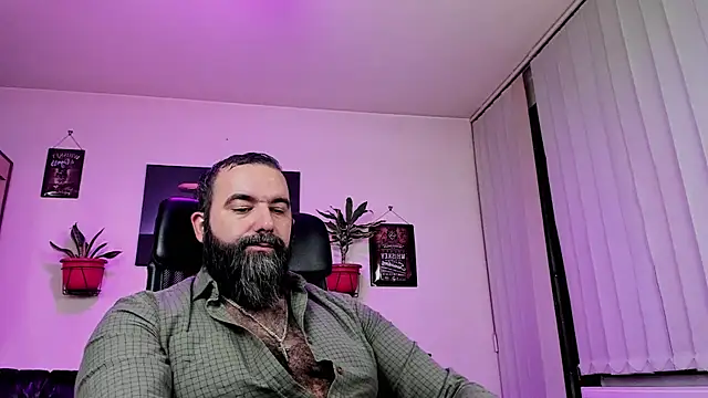 Snapshot of ChristophJules chatting on 12-08-24, 12:29 ChristophJules online show from 12-08-24, 12:29