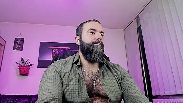 Snapshot of ChristophJules chatting on 12-14-24, 06:20 ChristophJules online show from 12-14-24, 06:20