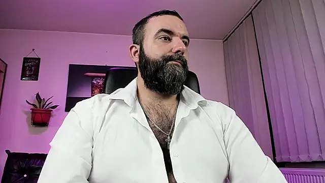 Snapshot of ChristophJules chatting on 03-07-25, 04:02 ChristophJules online show from 03-07-25, 04:02