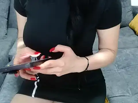 Snapshot of kamila-diablita chatting on 12-06-24, 02:28 kamila-diablita online show from 12-06-24, 02:28