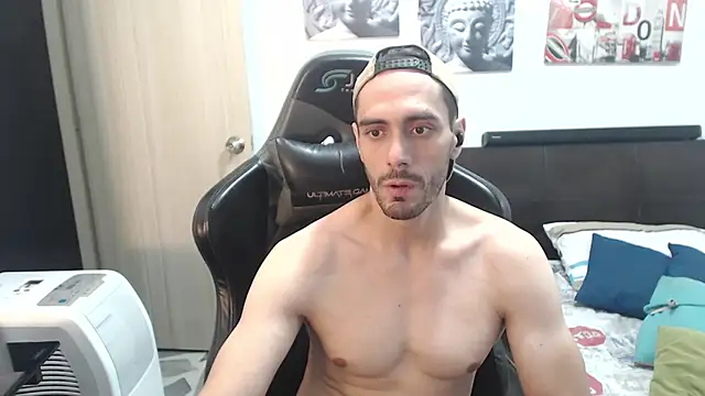 samuelgarcia  online show from 12-12-24, 07:52