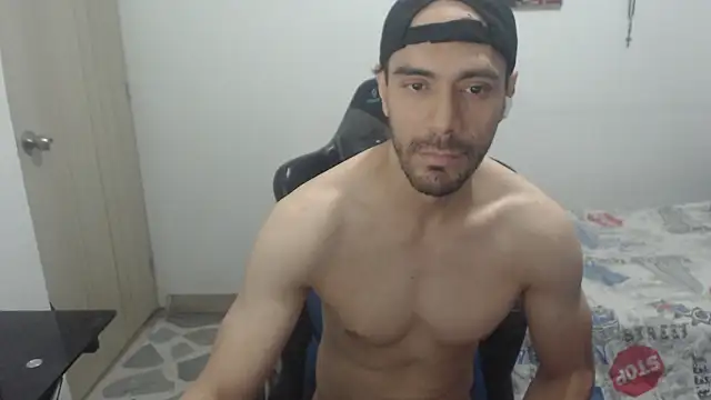 samuelgarcia  online show from 07-12-26, 06:48