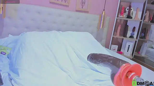 leylla  online show from 11-12-25, 08:08