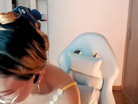 BOREAL MOON online show from 11-18-25, 03:38