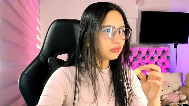 Luniverse online show from 11-10-25, 06:40