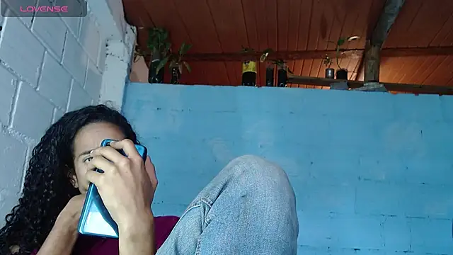 Snapshot of jasminne_ chatting on 10-04-25, 06:17 jasminne online show from 10-04-25, 06:17