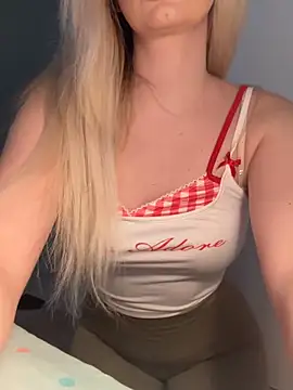 mollyxxx online show from 02-27-26, 06:46