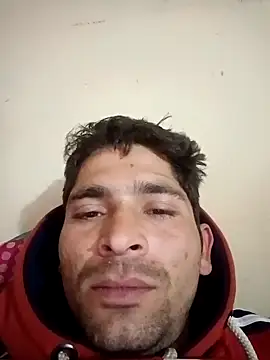 SunnyleoneBG online show from 12-31-24, 03:12