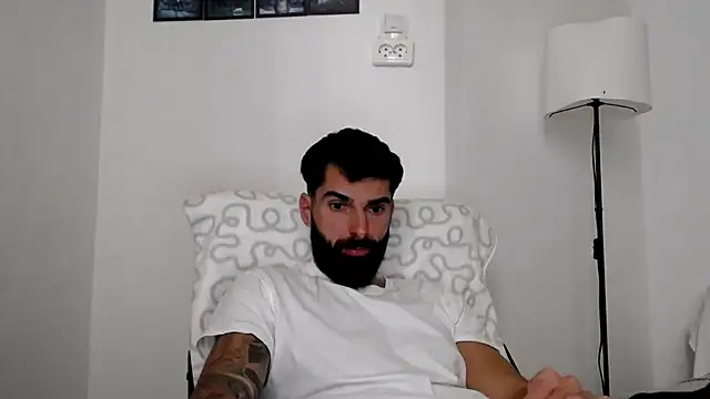 Verycutex online show from 11-25-25, 08:25