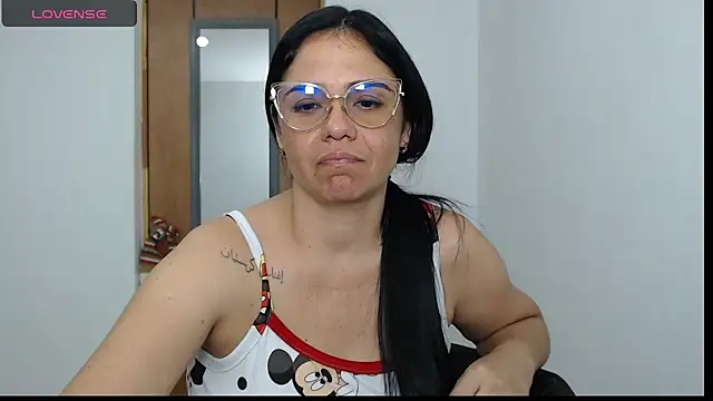 selena ferri online show from 12-16-25, 04:06