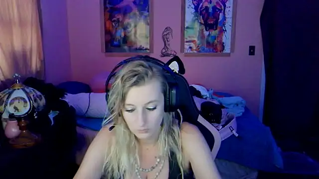 Snapshot of AsiaGoesPro chatting on 11-25-25, 07:58 AsiaGoesPro online show from 11-25-25, 07:58