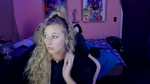 AsiaGoesPro online show from 12-21-25, 05:47