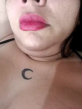 NIKOLE1301 online show from 01-01-25, 03:14