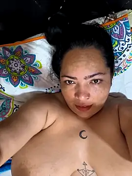 NIKOLE1301 online show from 04-10-26, 02:44