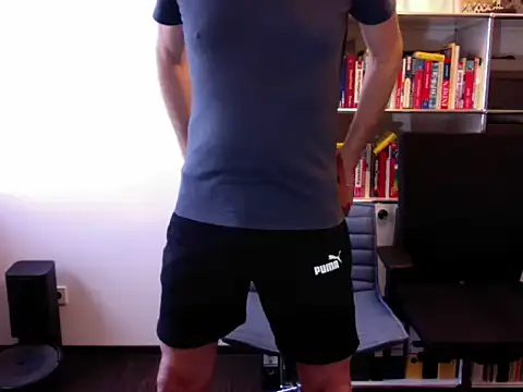 Slave 75 online show from 09-08-25, 04:50