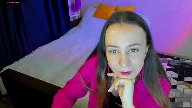 CurlySteph online show from 12-22-24, 09:53