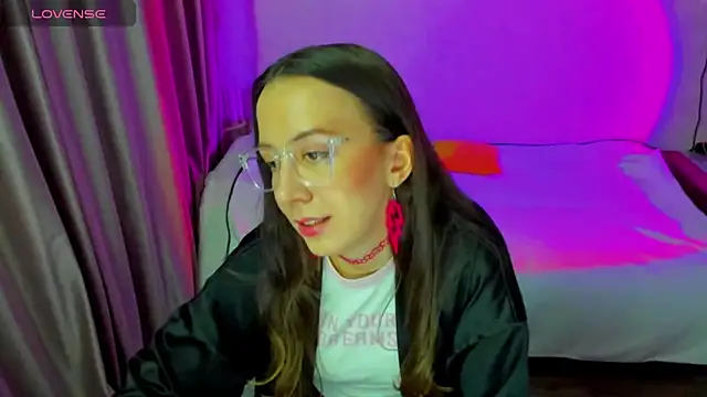 Snapshot of CurlySteph chatting on 02-23-26, 07:11 CurlySteph online show from 02-23-26, 07:11