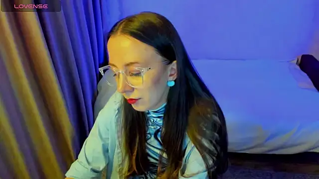 CurlySteph online show from 04-15-26, 08:20