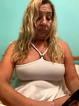 camelia3 online show from 12-02-25, 12:38