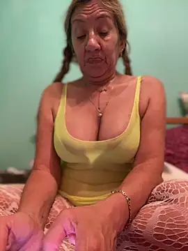 Snapshot of camelia3 chatting on 03-30-26, 11:28 camelia3 online show from 03-30-26, 11:28