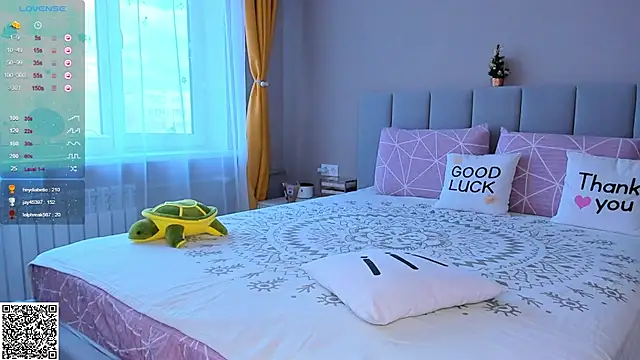 Snapshot of alishauki chatting on 12-28-24, 12:45 alishauki online show from 12-28-24, 12:45