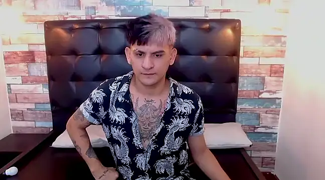 Dona and Carl online show from 12-12-24, 04:48