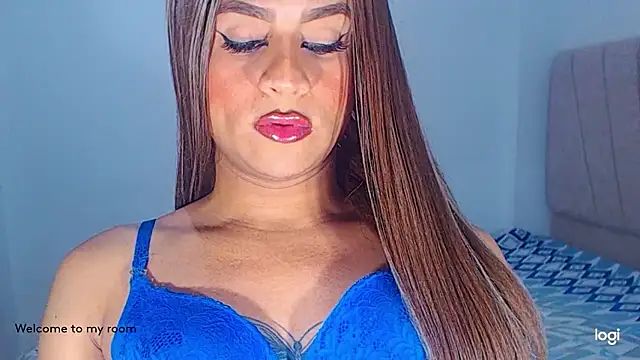 Snapshot of Valenntyna chatting on 01-13-26, 07:08 Valenntyna online show from 01-13-26, 07:08