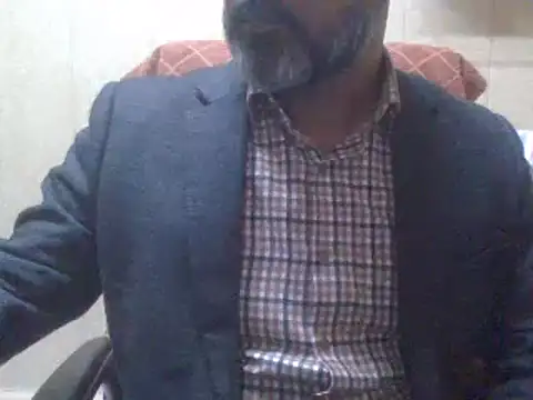 Snapshot of hairymaster95 chatting on 12-14-24, 09:29 hairymaster95 online show from 12-14-24, 09:29