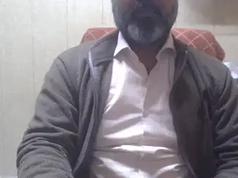 Snapshot of hairymaster95 chatting on 12-17-24, 11:17 hairymaster95 online show from 12-17-24, 11:17