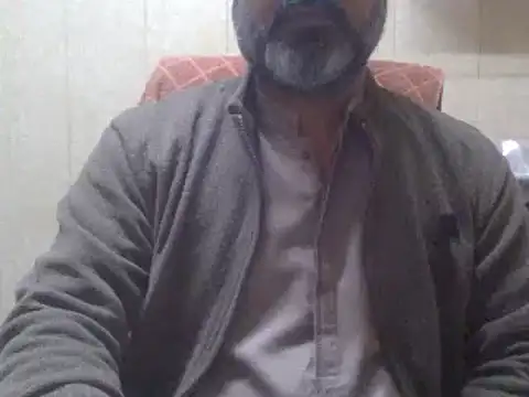 Snapshot of hairymaster95 chatting on 12-20-24, 04:31 hairymaster95 online show from 12-20-24, 04:31