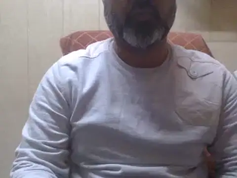 Snapshot of hairymaster95 chatting on 12-22-24, 07:33 hairymaster95 online show from 12-22-24, 07:33