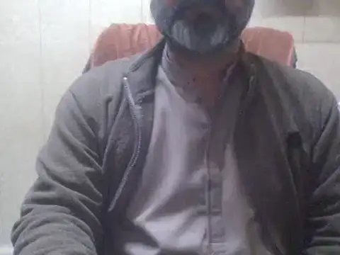 Snapshot of hairymaster95 chatting on 12-27-24, 07:51 hairymaster95 online show from 12-27-24, 07:51