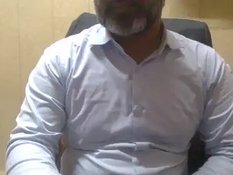 Snapshot of hairymaster95 chatting on 01-14-25, 04:04 hairymaster95 online show from 01-14-25, 04:04