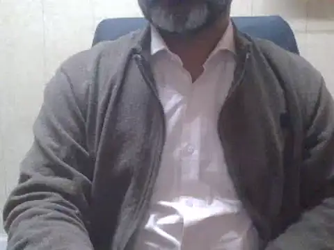 Snapshot of hairymaster95 chatting on 01-20-25, 04:10 hairymaster95 online show from 01-20-25, 04:10