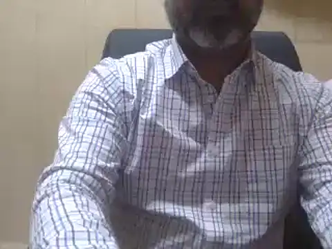 Snapshot of hairymaster95 chatting on 02-08-25, 04:14 hairymaster95 online show from 02-08-25, 04:14