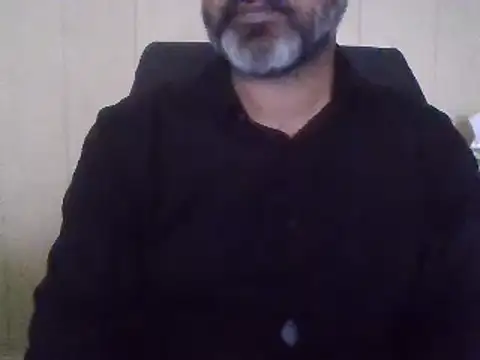 Snapshot of hairymaster95 chatting on 02-11-25, 04:22 hairymaster95 online show from 02-11-25, 04:22