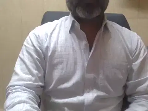 Snapshot of hairymaster95 chatting on 02-13-25, 04:11 hairymaster95 online show from 02-13-25, 04:11