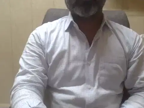 Snapshot of hairymaster95 chatting on 02-26-25, 10:04 hairymaster95 online show from 02-26-25, 10:04