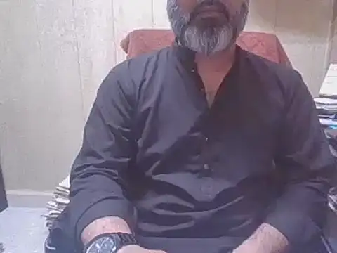 Snapshot of hairymaster95 chatting on 10-02-25, 03:35 hairymaster95 online show from 10-02-25, 03:35