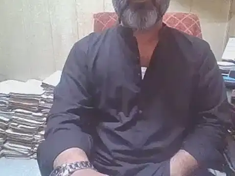 Snapshot of hairymaster95 chatting on 10-13-25, 03:28 hairymaster95 online show from 10-13-25, 03:28