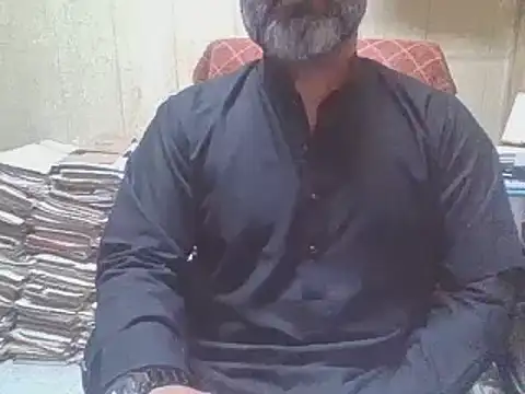 Snapshot of hairymaster95 chatting on 10-18-25, 05:54 hairymaster95 online show from 10-18-25, 05:54