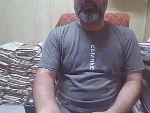 Snapshot of hairymaster95 chatting on 10-26-25, 07:14 hairymaster95 online show from 10-26-25, 07:14