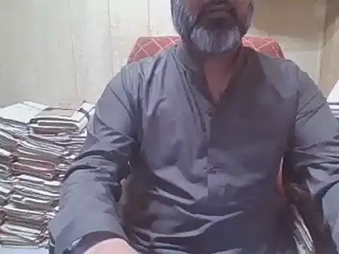 Snapshot of hairymaster95 chatting on 10-27-25, 03:21 hairymaster95 online show from 10-27-25, 03:21