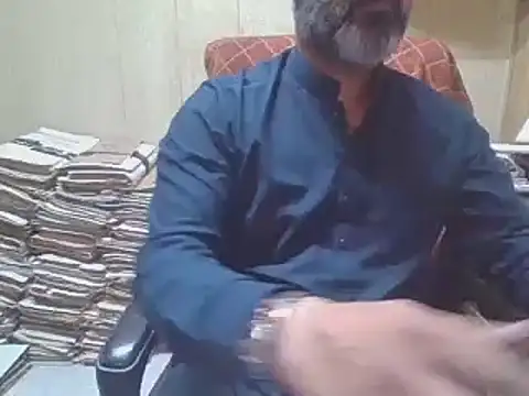 Snapshot of hairymaster95 chatting on 10-28-25, 03:54 hairymaster95 online show from 10-28-25, 03:54