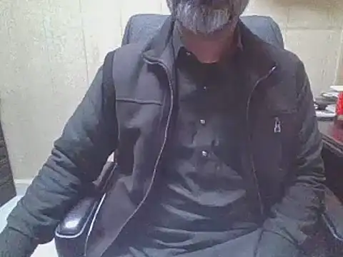 hairymaster95 online show from 01-10-26, 04:25