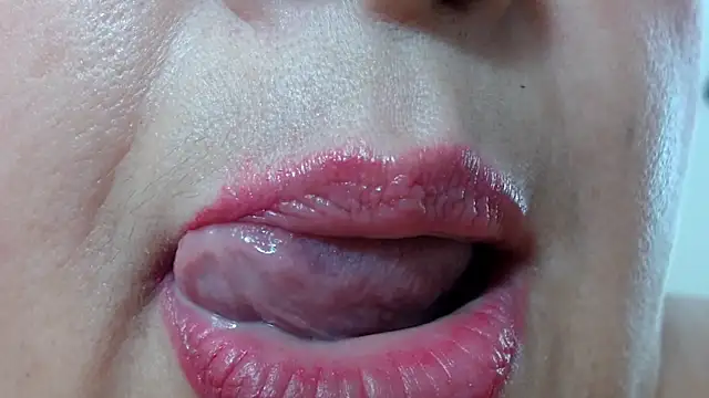 Kerly Doll online show from 01-09-25, 08:33