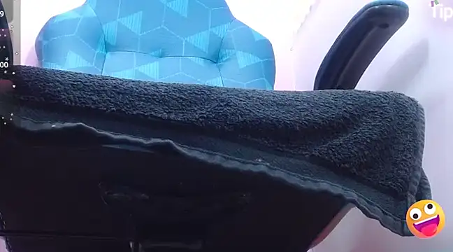 Kerly Doll online show from 01-17-25, 06:12