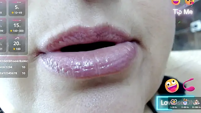 Kerly Doll online show from 01-21-25, 10:08