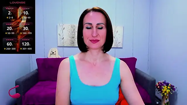 Nia Smithh online show from 12-14-24, 04:31