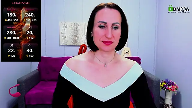 Nia Smithh online show from 03-06-25, 06:48